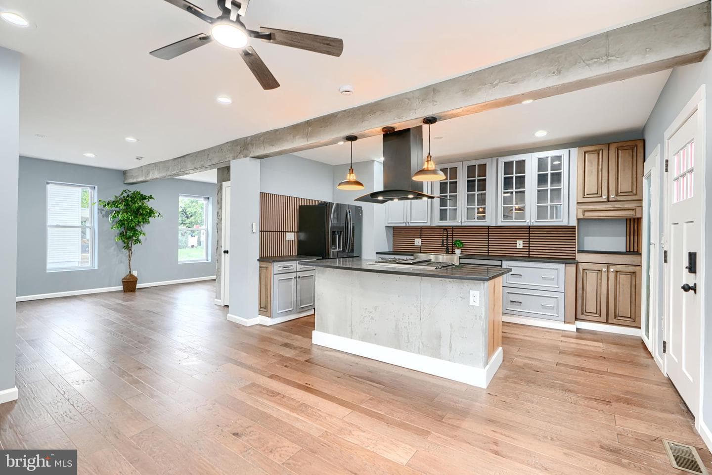 5201 Beaufort Avenue photo 9