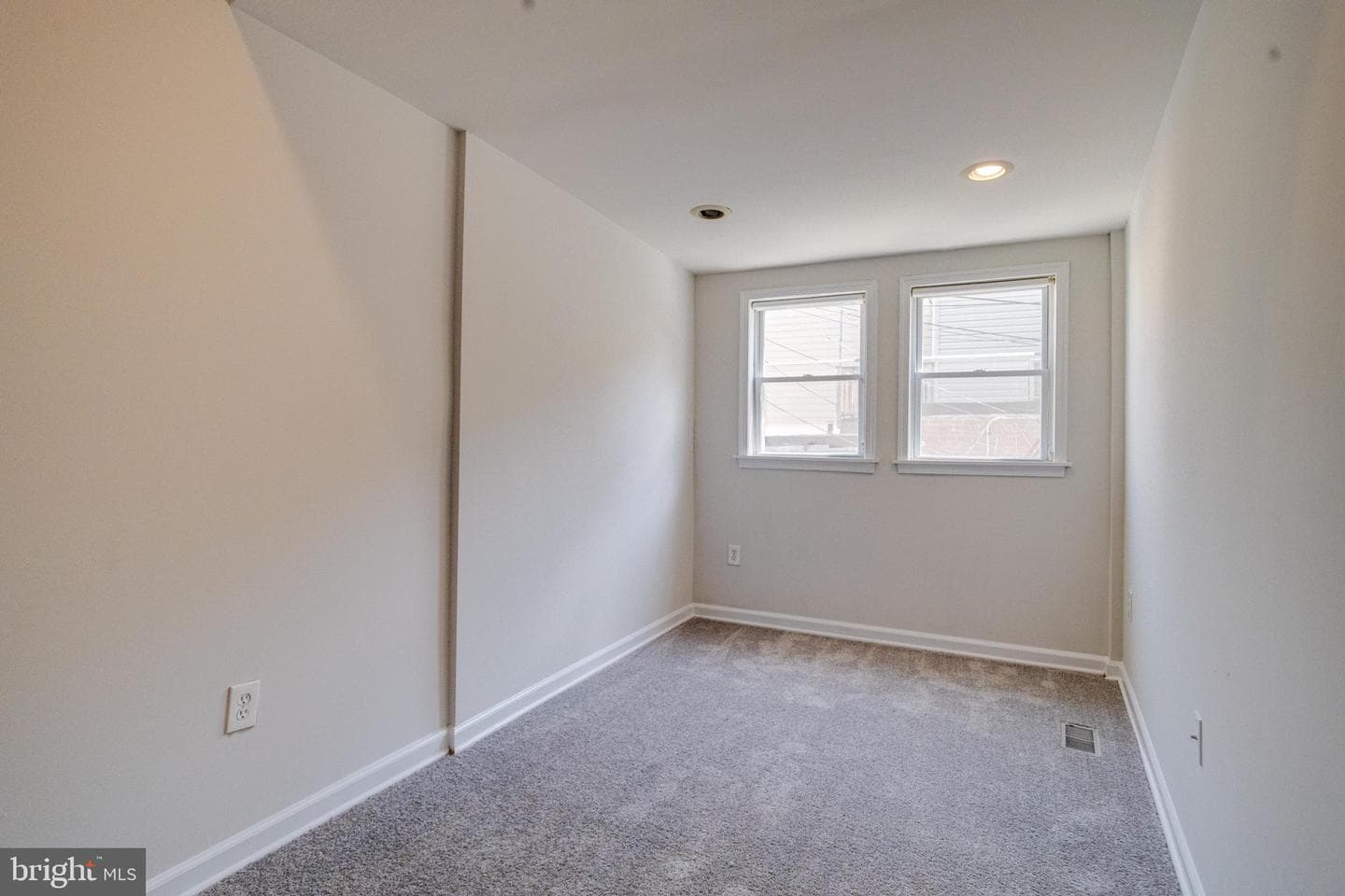 305 S Collington Avenue photo 26