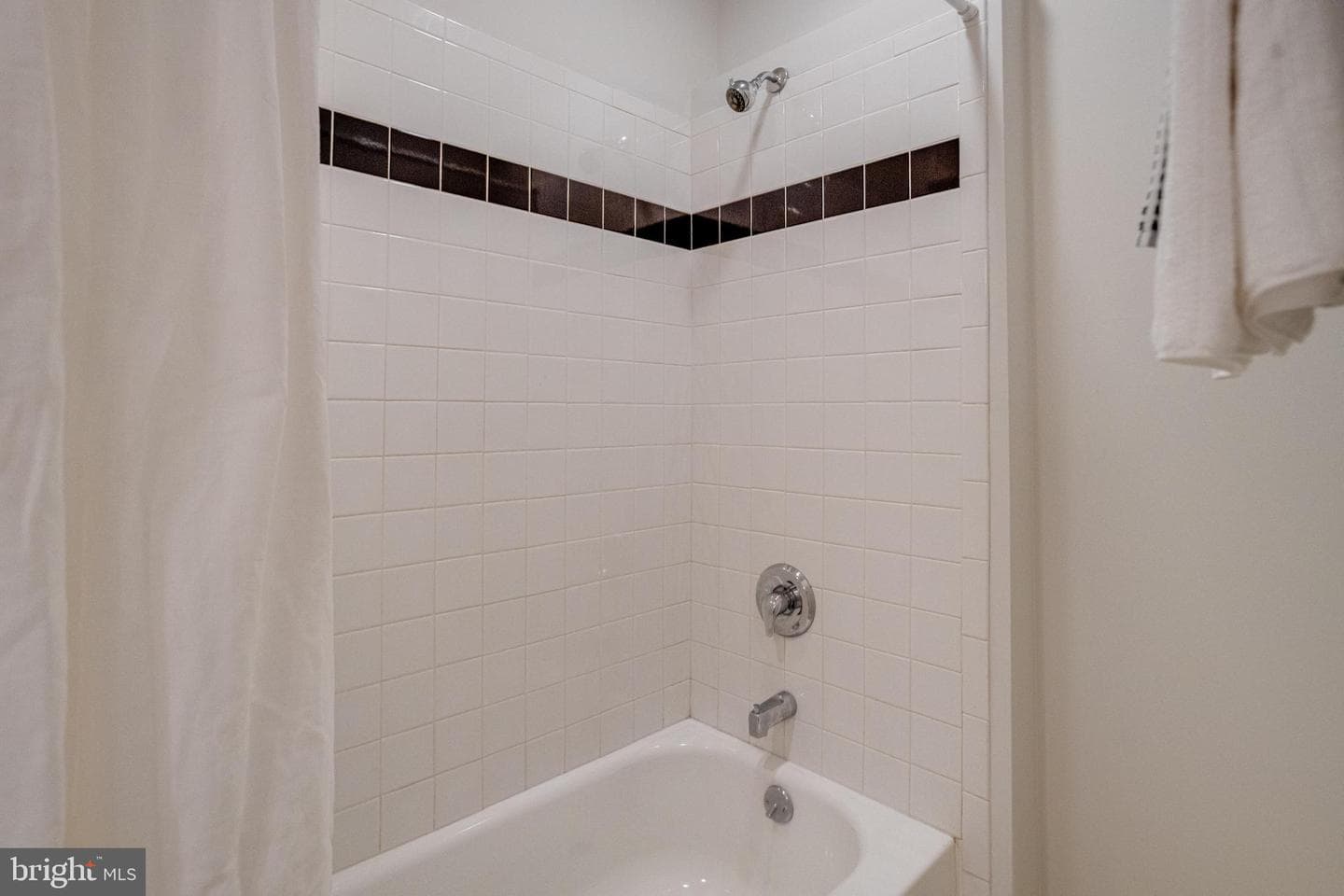 305 S Collington Avenue photo 32