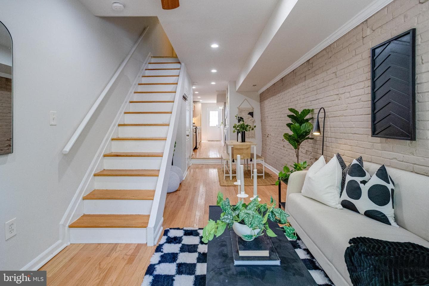 305 S Collington Avenue photo 4