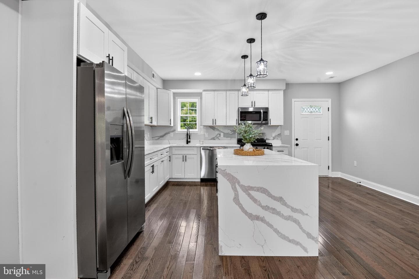 2888 W Garrison Avenue W photo 10