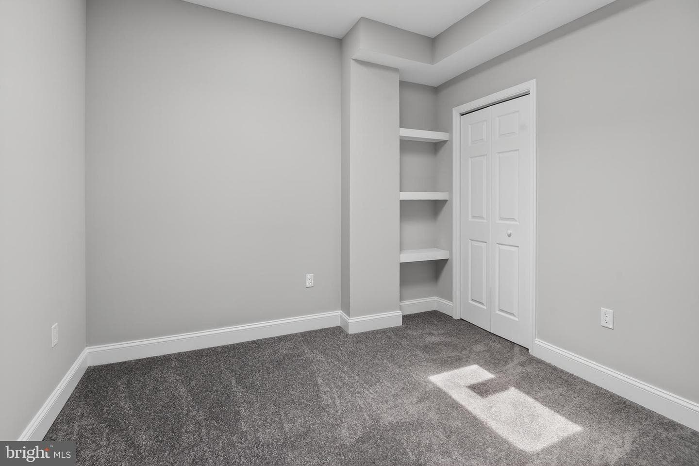 2888 W Garrison Avenue W photo 13