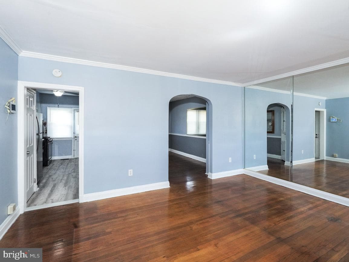 5358 Cuthbert Avenue photo 3