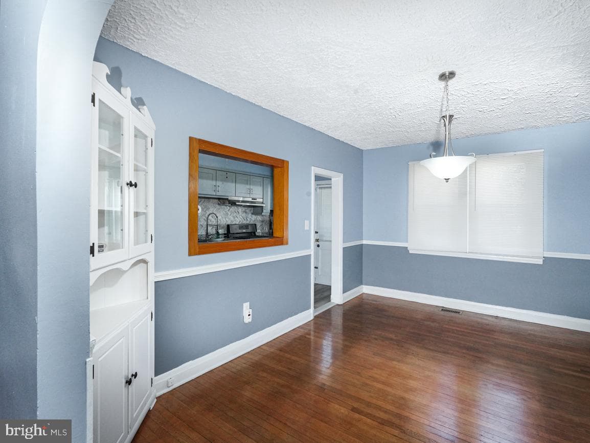 5358 Cuthbert Avenue photo 6