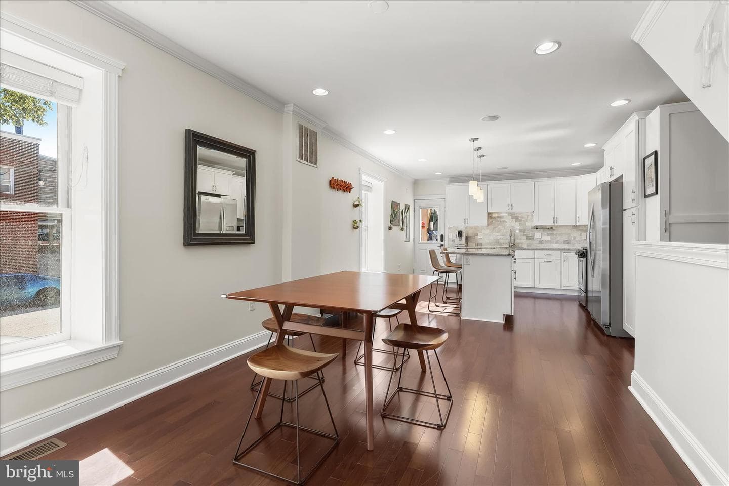3729 Hudson Street photo 12