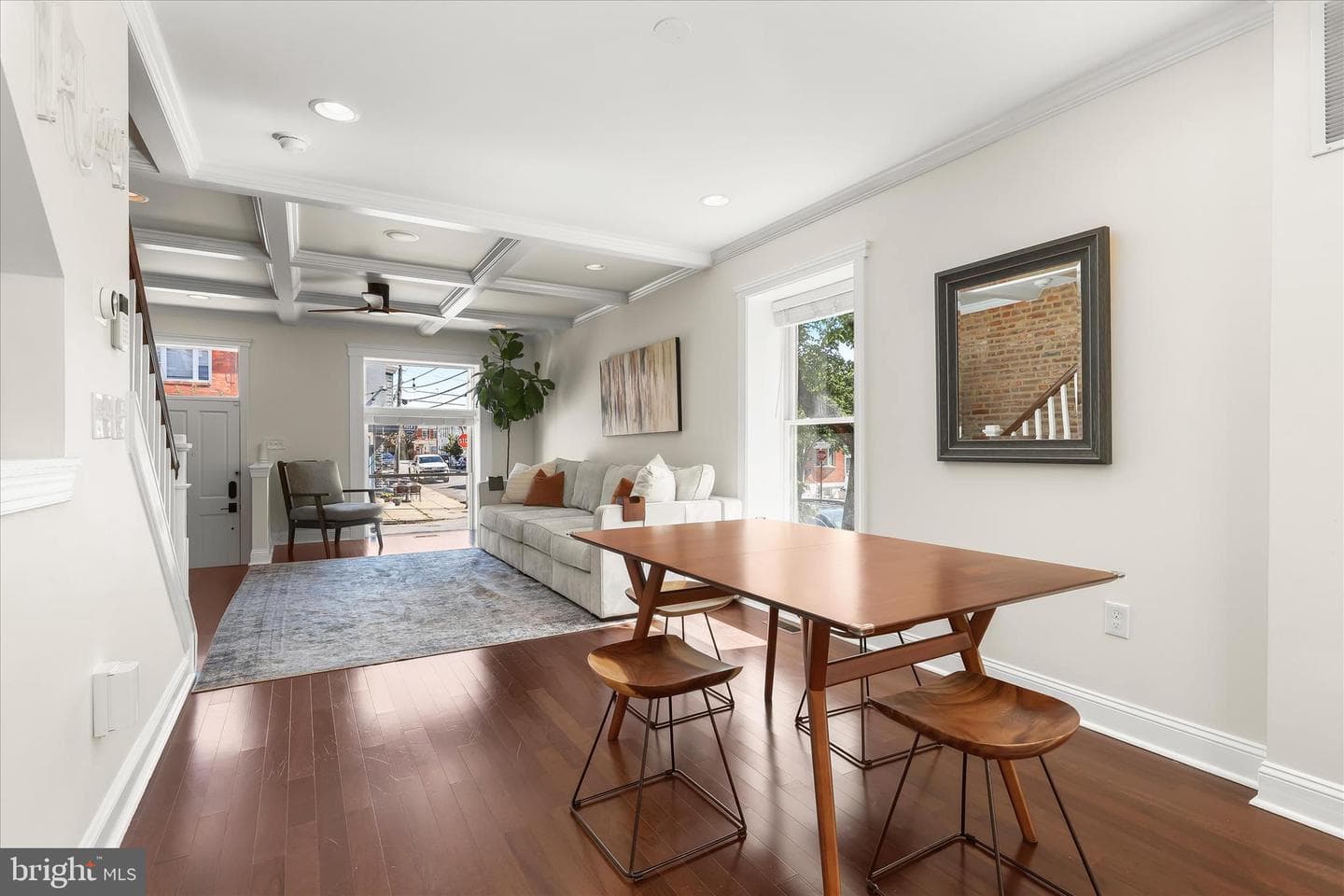 3729 Hudson Street photo 3