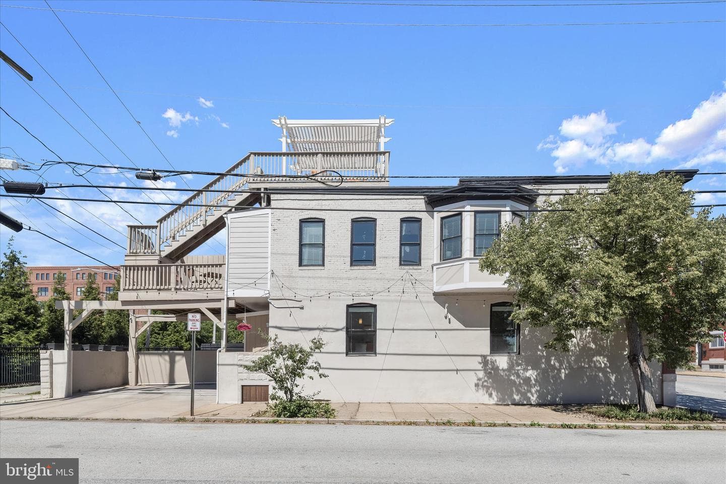 3729 Hudson Street photo 42