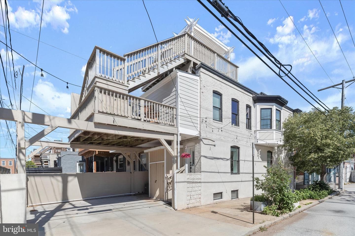 3729 Hudson Street photo 46