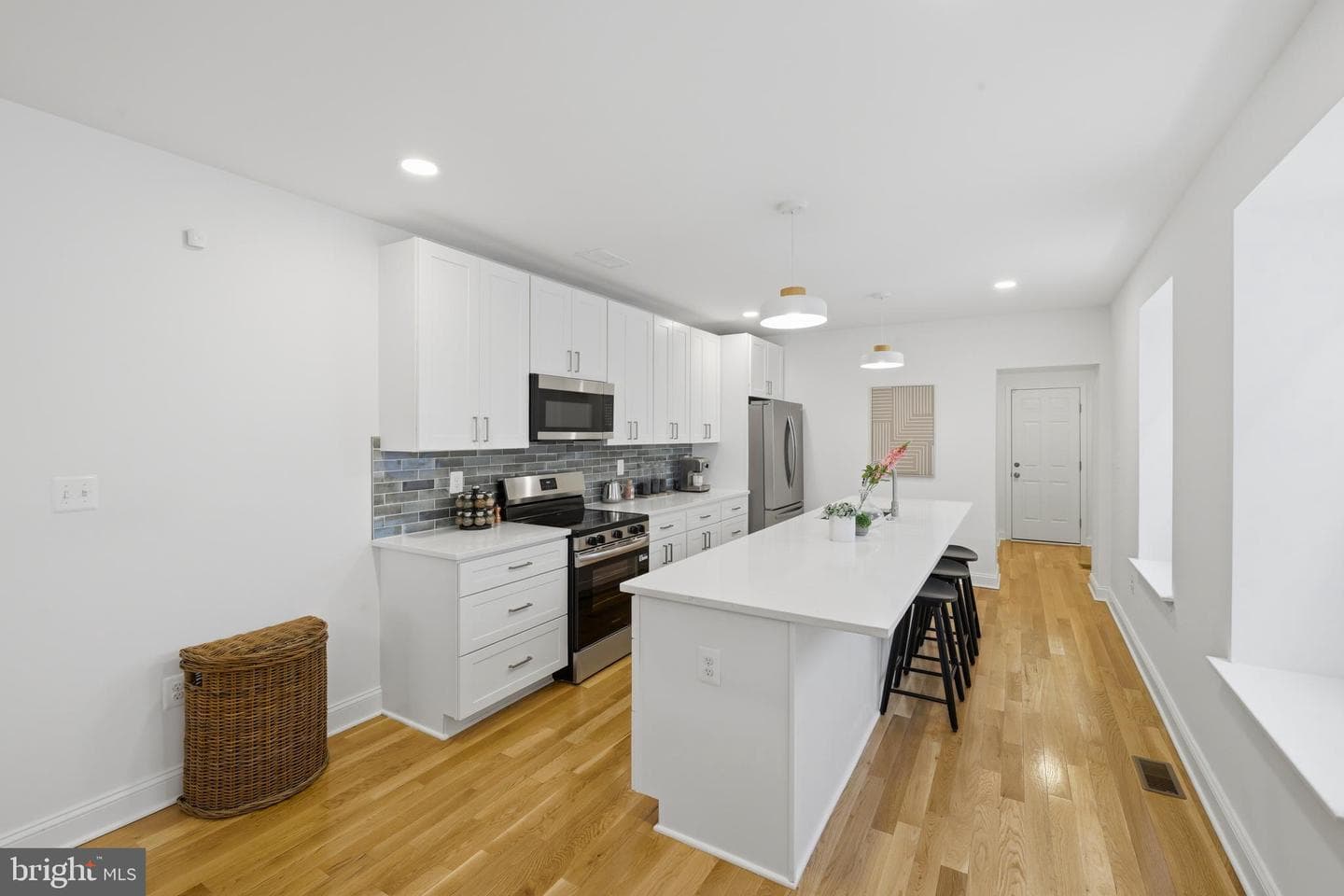 52 S Fulton Avenue photo 7