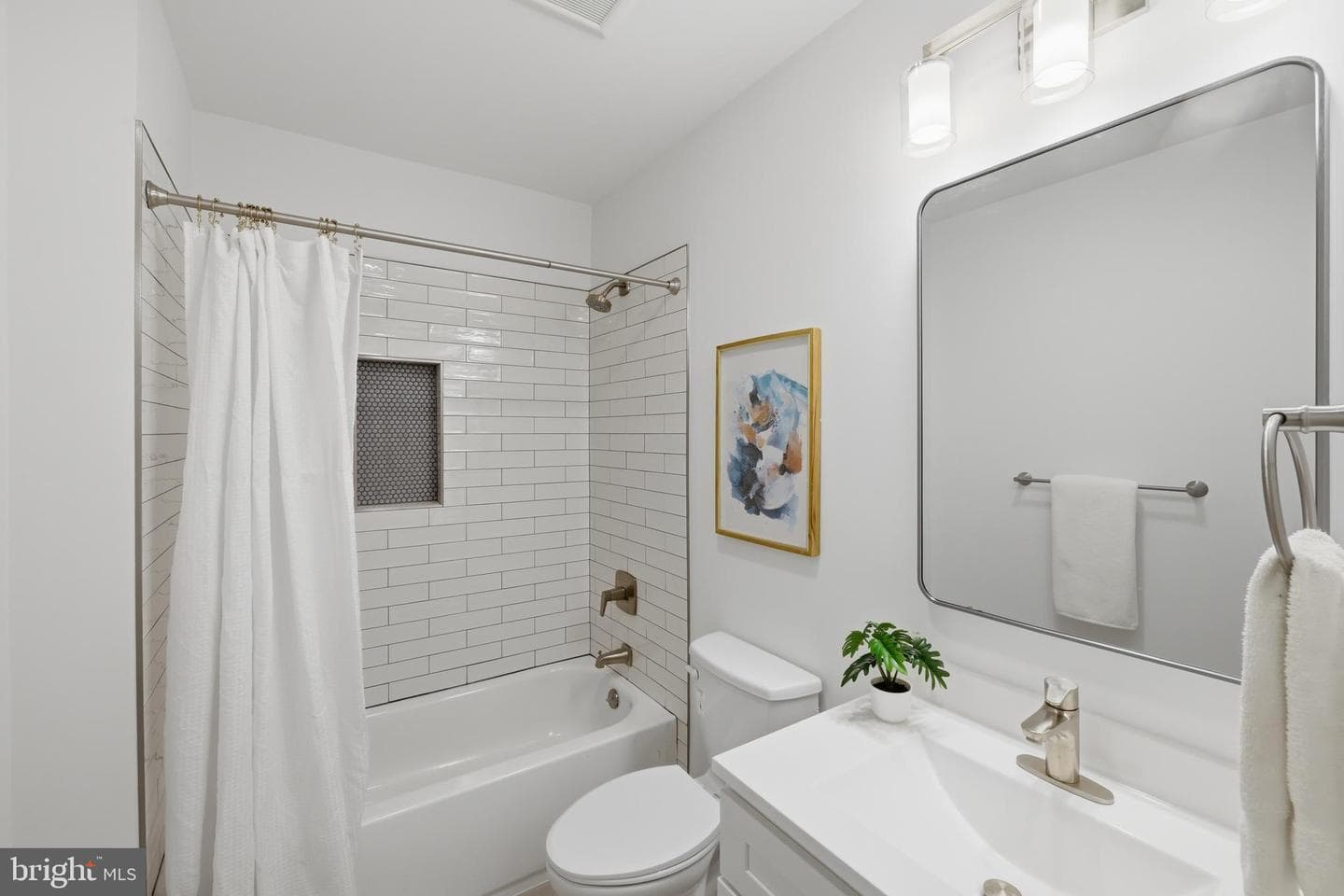 40 S Fulton Avenue photo 19