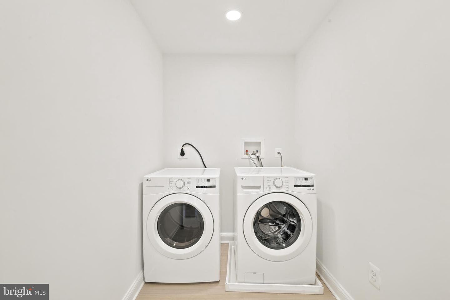 47 S Fulton Avenue photo 30
