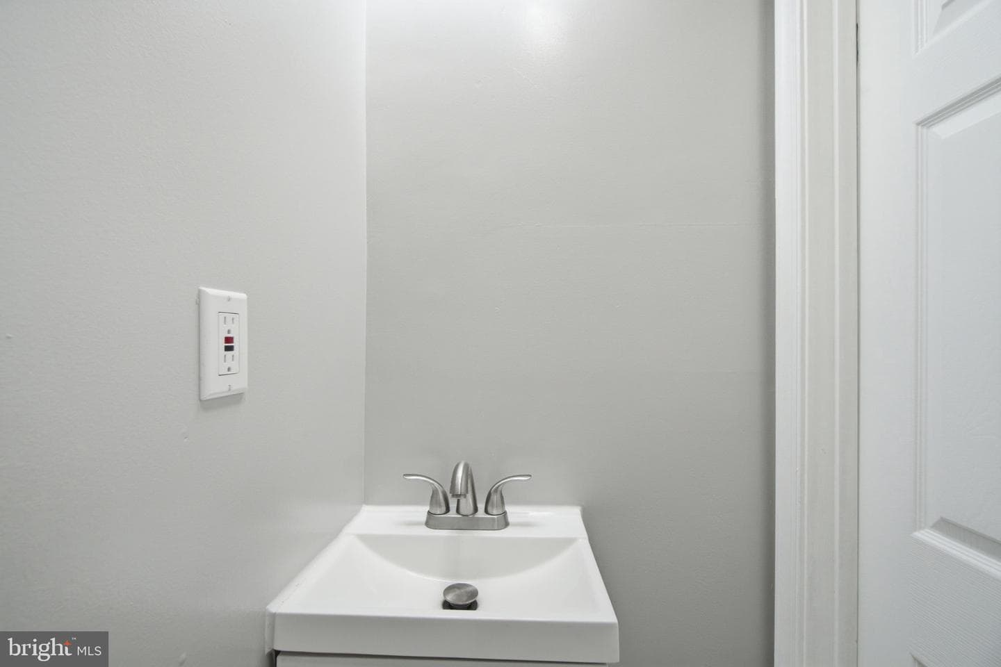 3428 Virginia Avenue photo 11