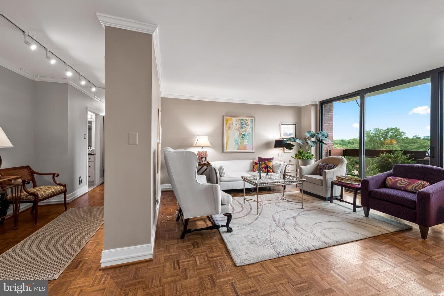 4100 N Charles Street #908 photo 10