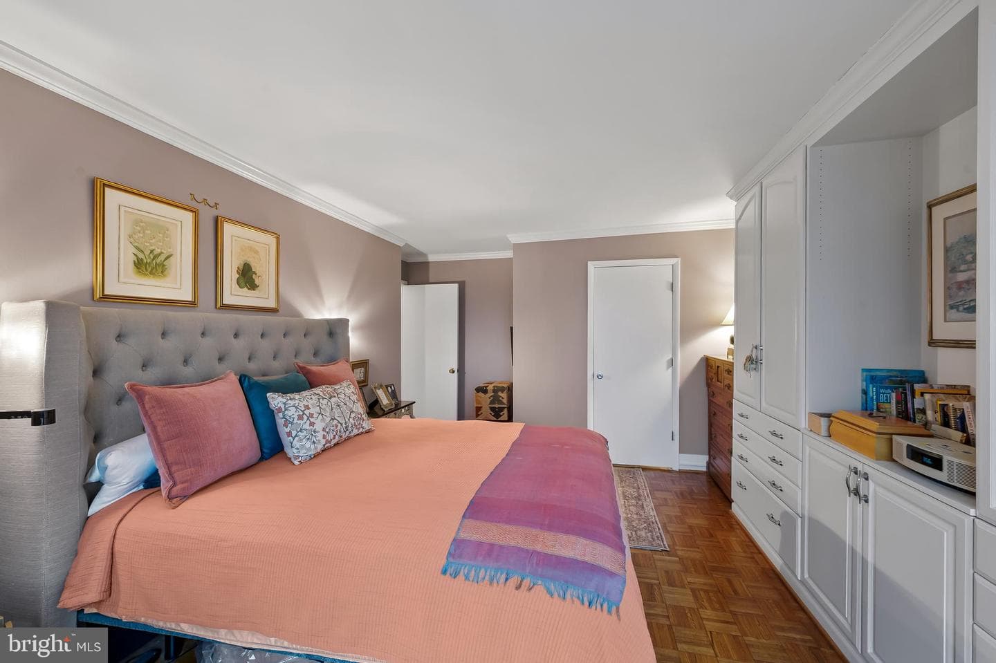 4100 N Charles Street #908 photo 31
