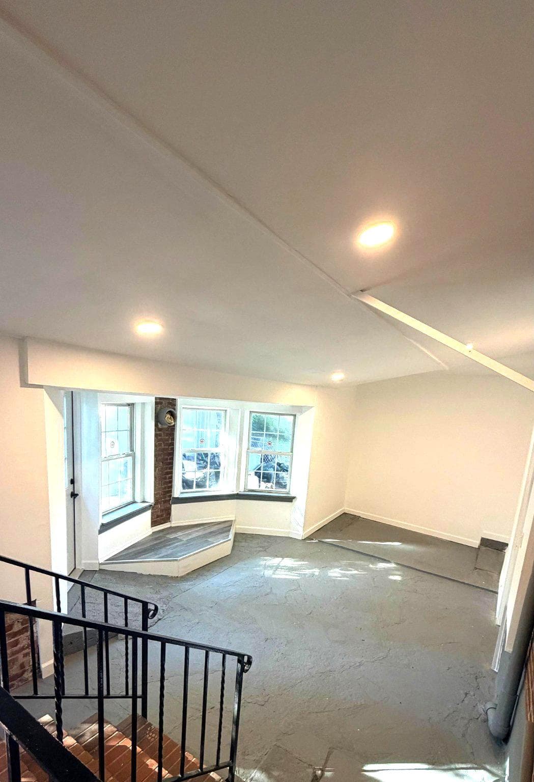 3902 N Rogers Avenue photo 29