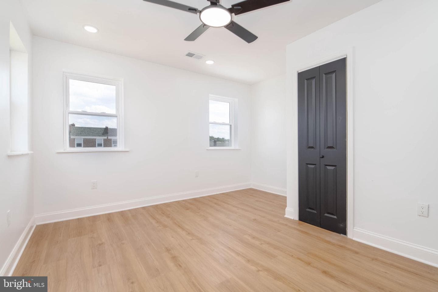1300 W 37th Street photo 26