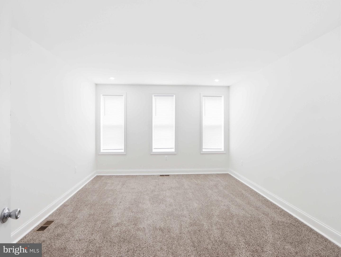 2020 Wilkens Avenue photo 19