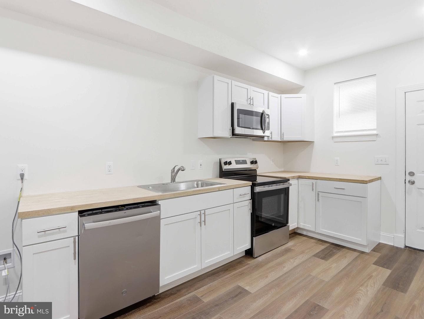 2020 Wilkens Avenue photo 7