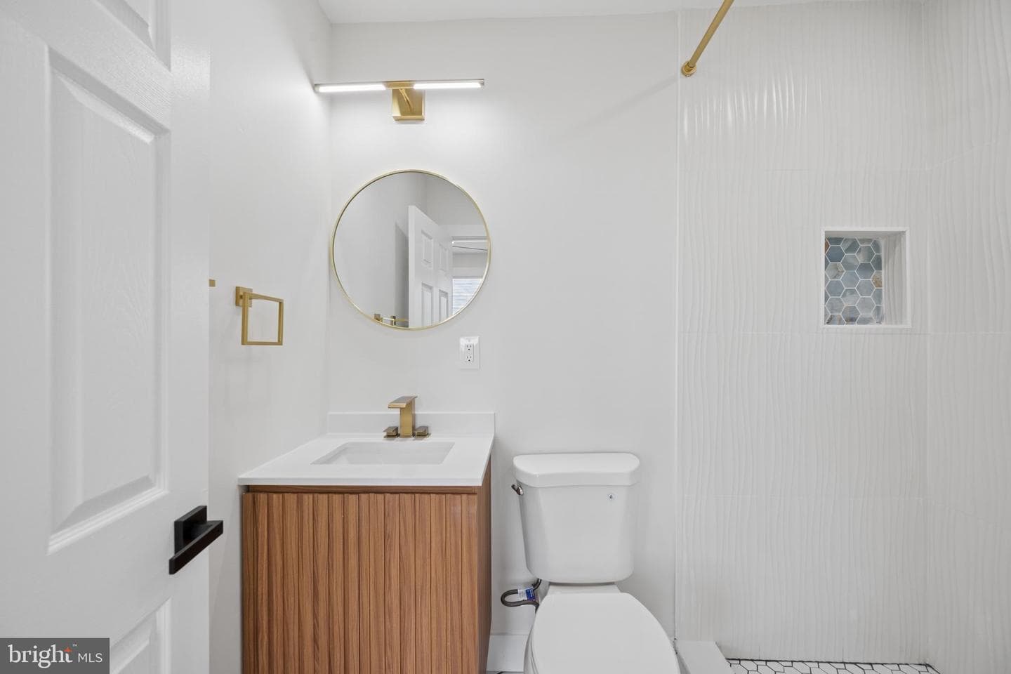 306 Lyndhurst Street photo 23
