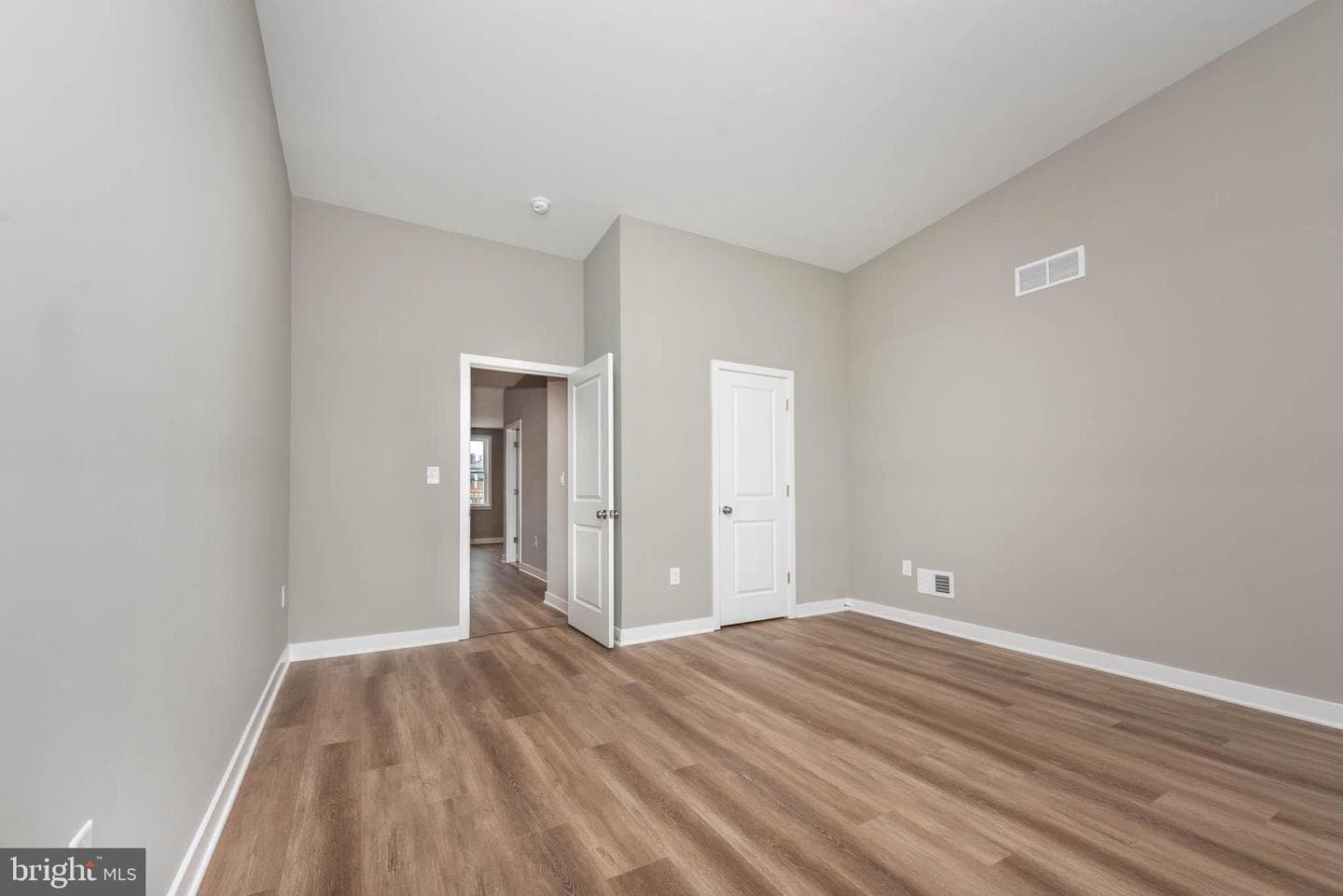 848 Edmondson Avenue photo 31