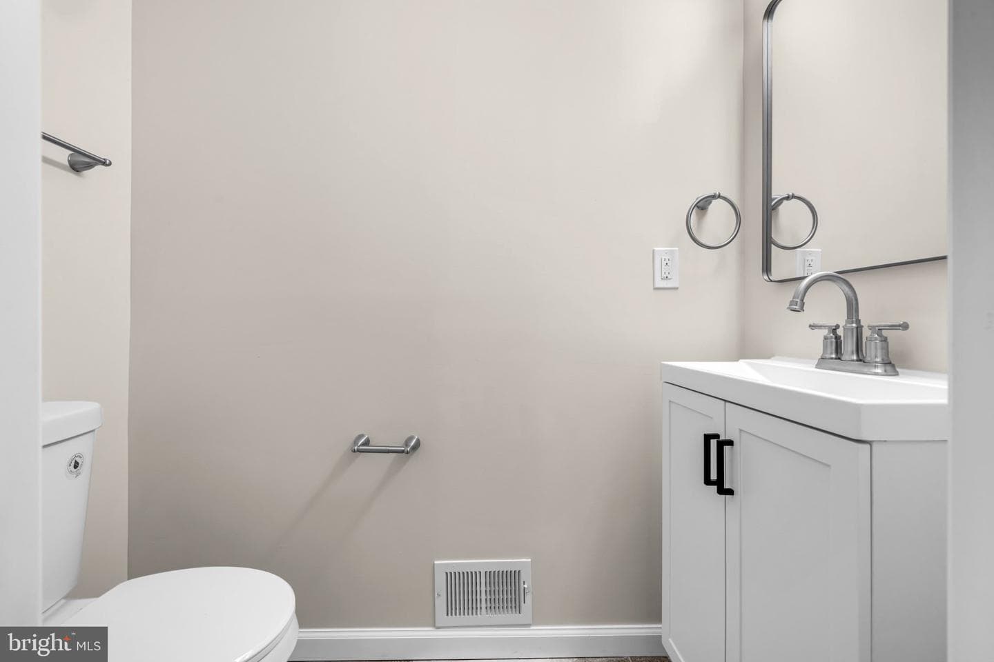 1624 Hazel Street photo 6