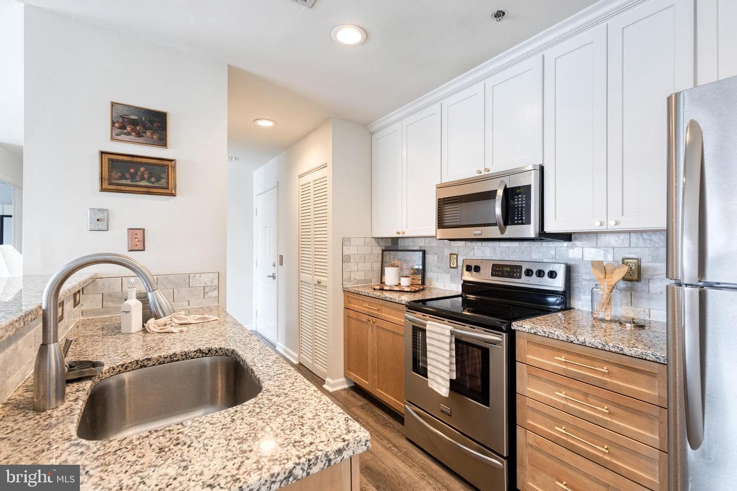 2702 Lighthouse Point E #719 photo 18