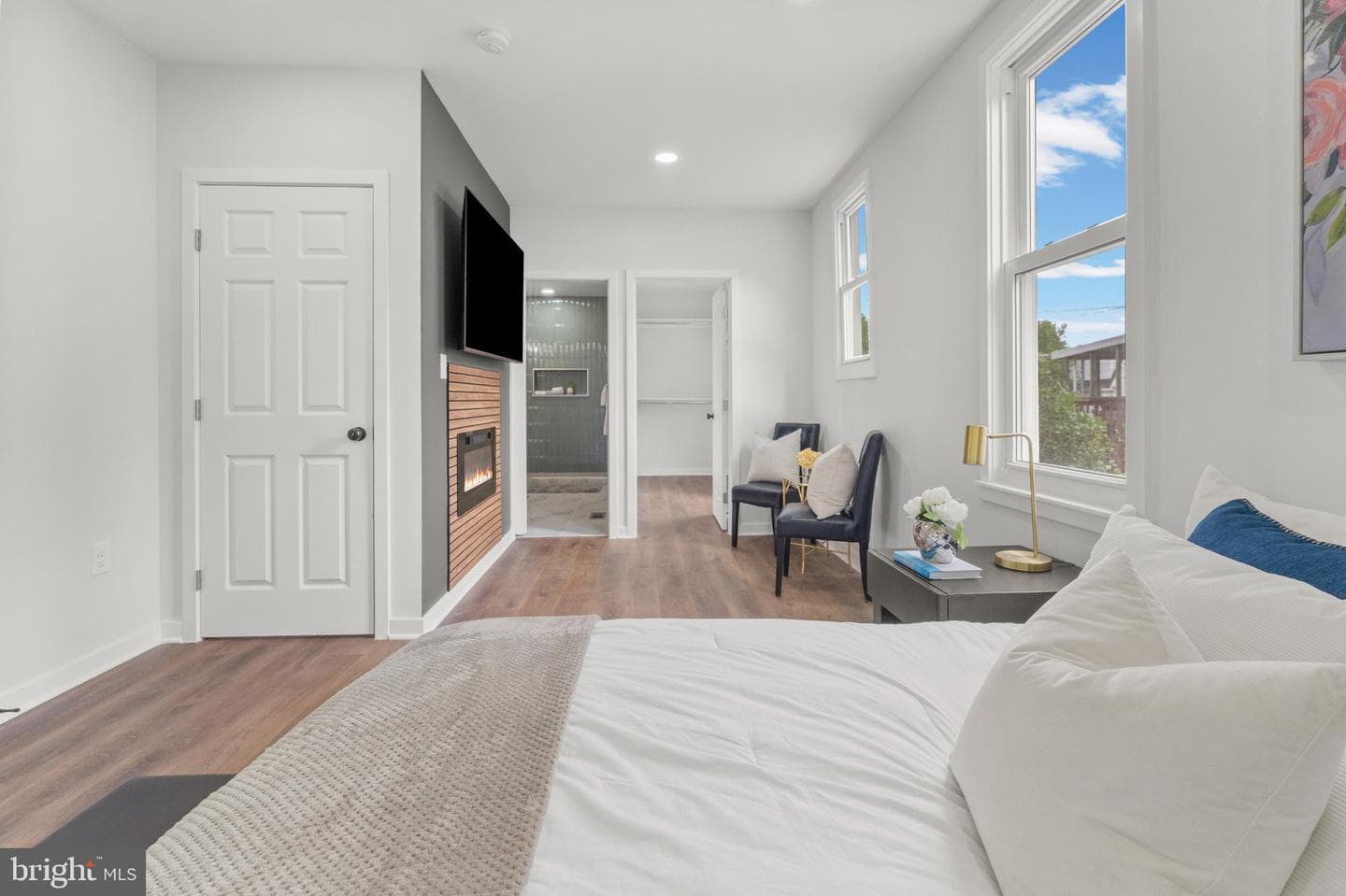 3009 Milford Avenue photo 12