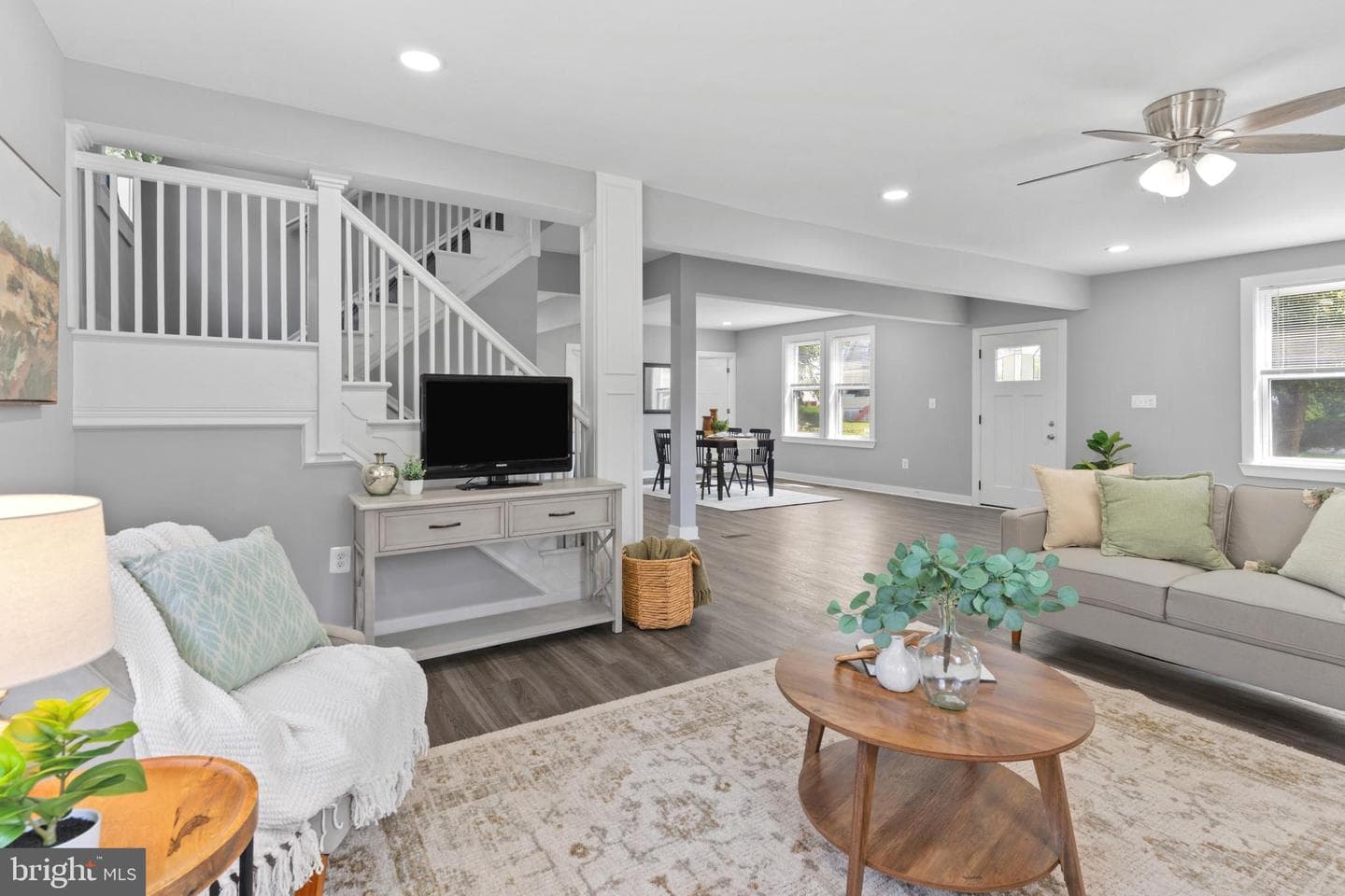 5728 Clover Road photo 4