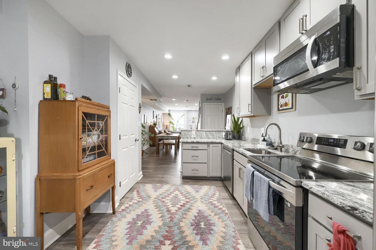 303 Fagley Street photo 8