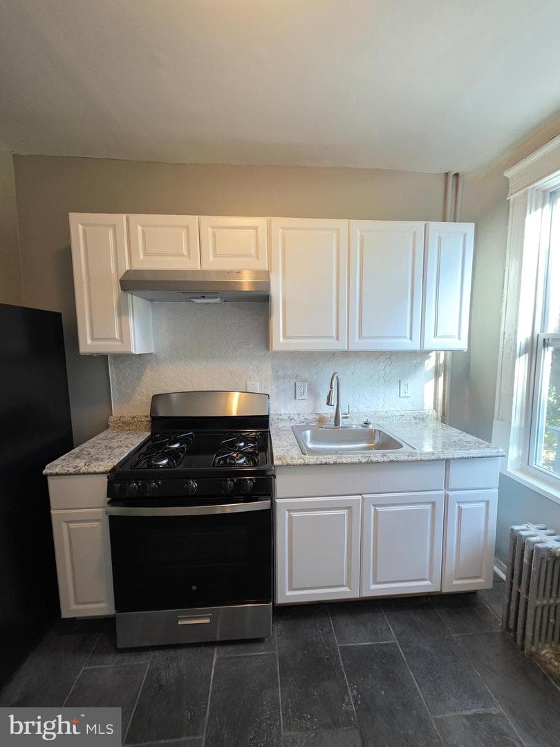 1515 E 29th Street photo 8