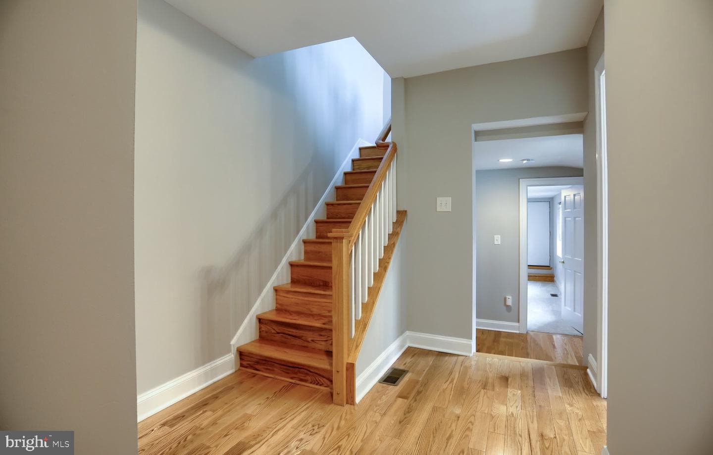 110 Ann Street photo 25
