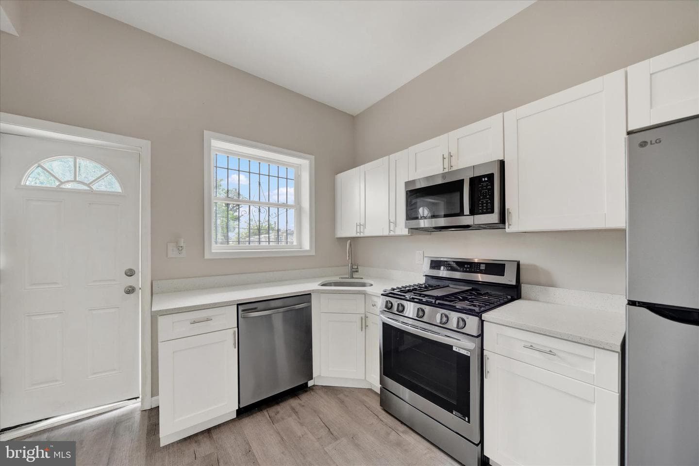 1813 N Bentalou Street photo 13