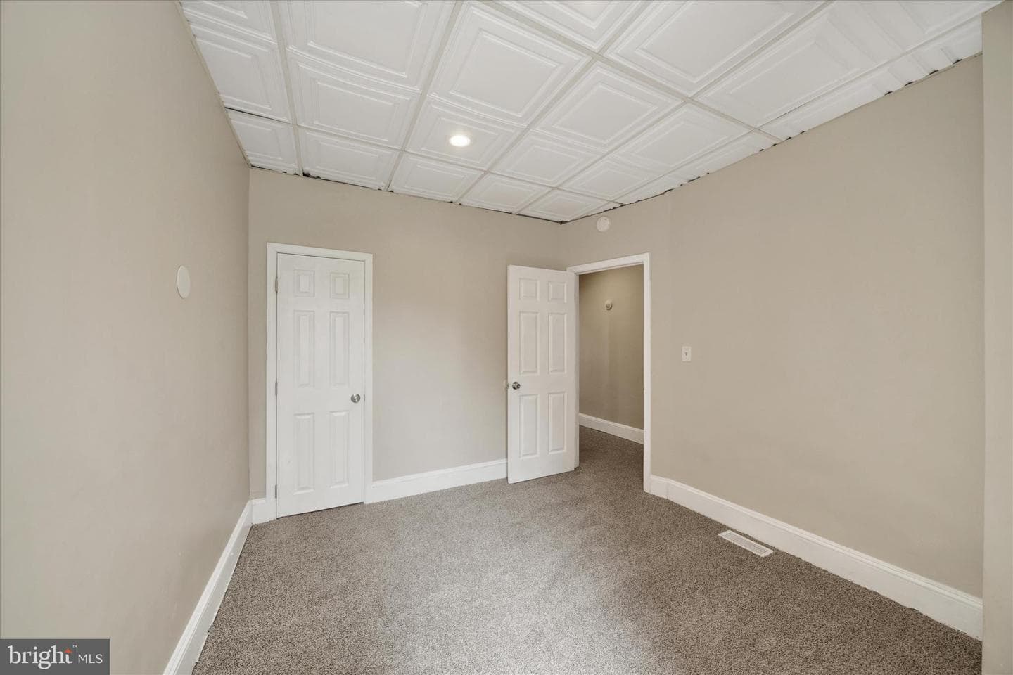1813 N Bentalou Street photo 20