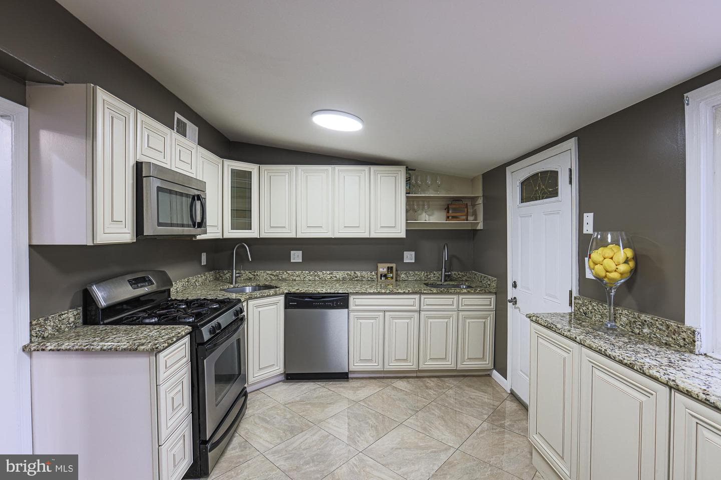 2507 Taney Road photo 58