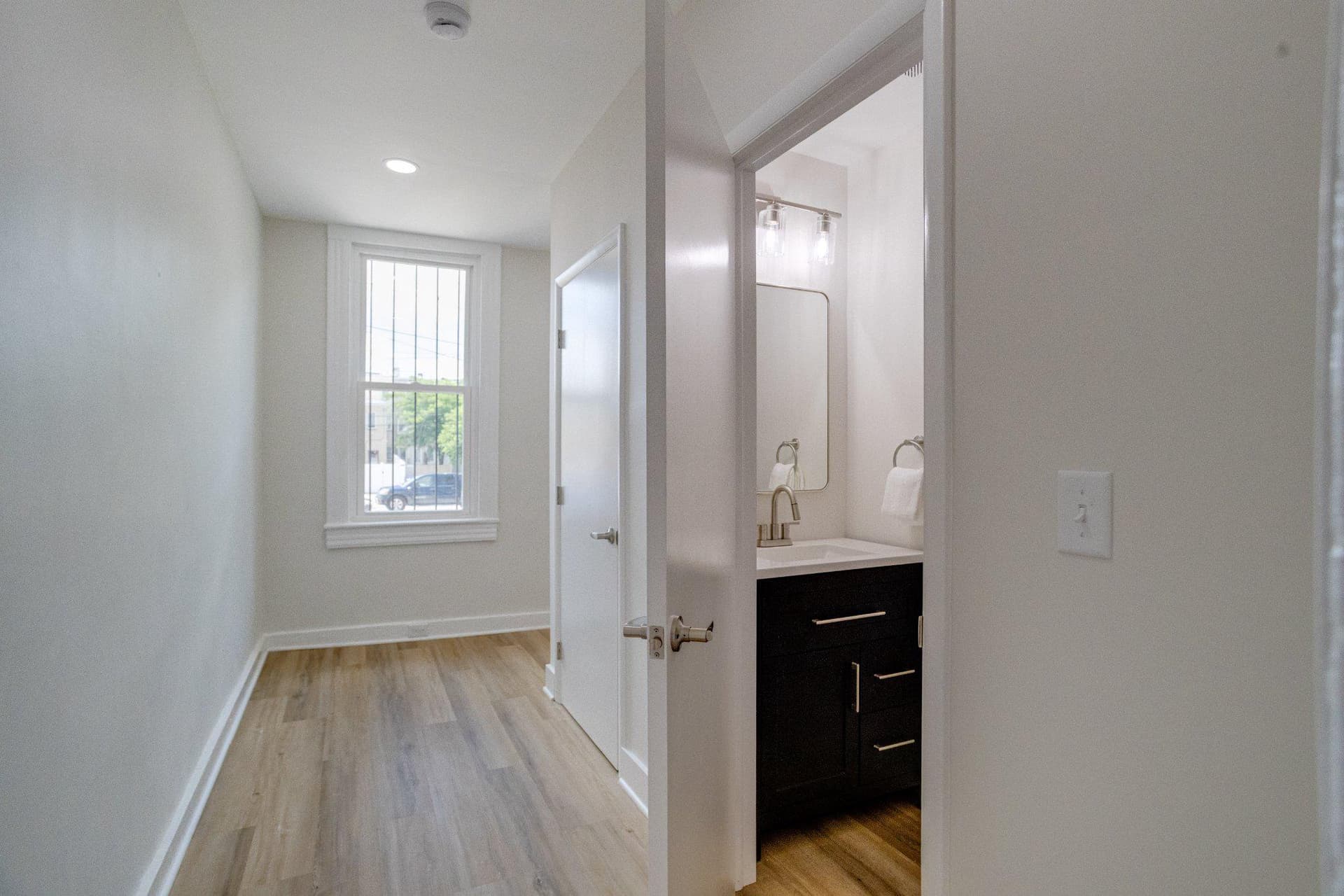 309 E 23rd Street photo 17