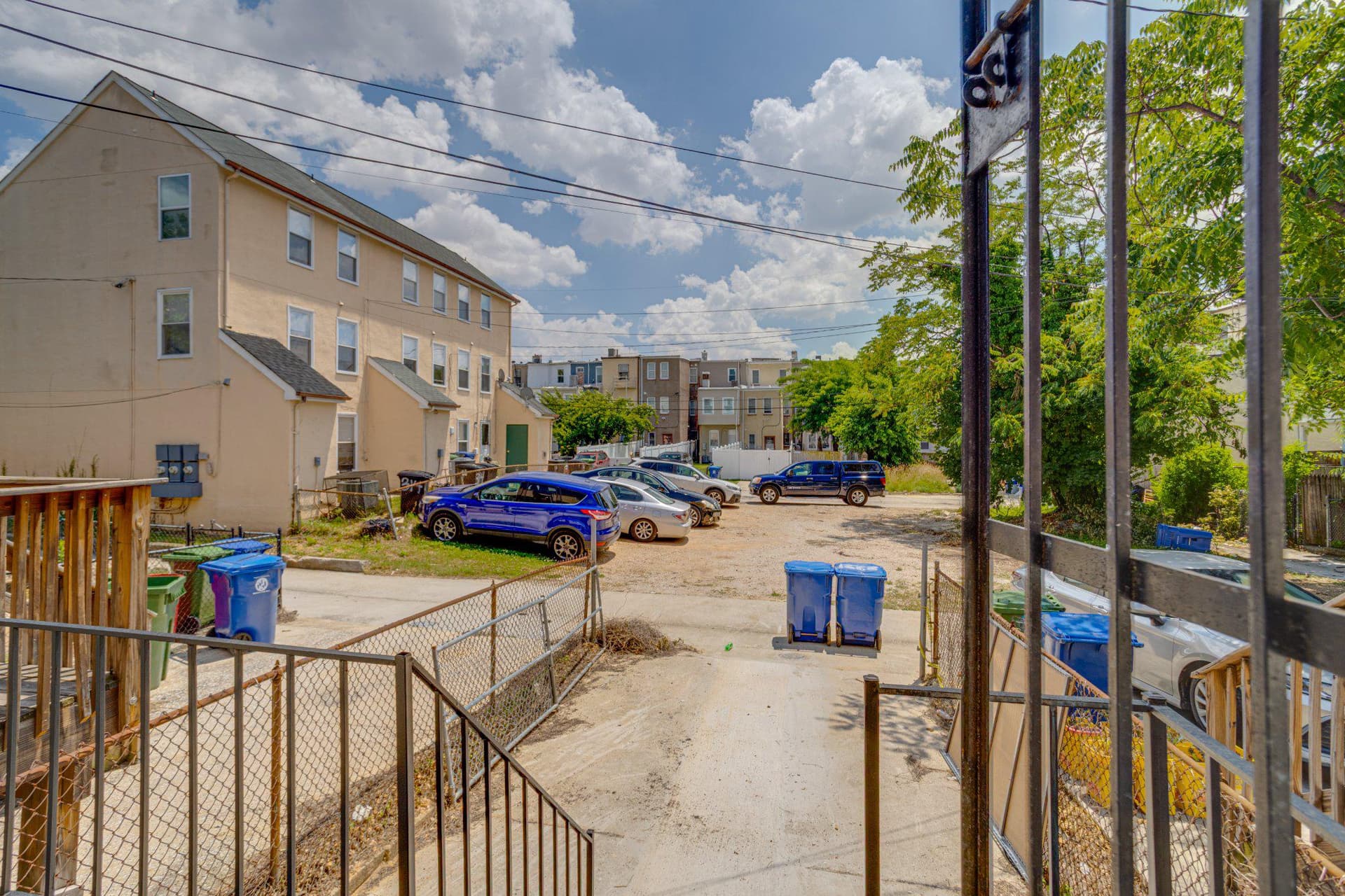309 E 23rd Street photo 50