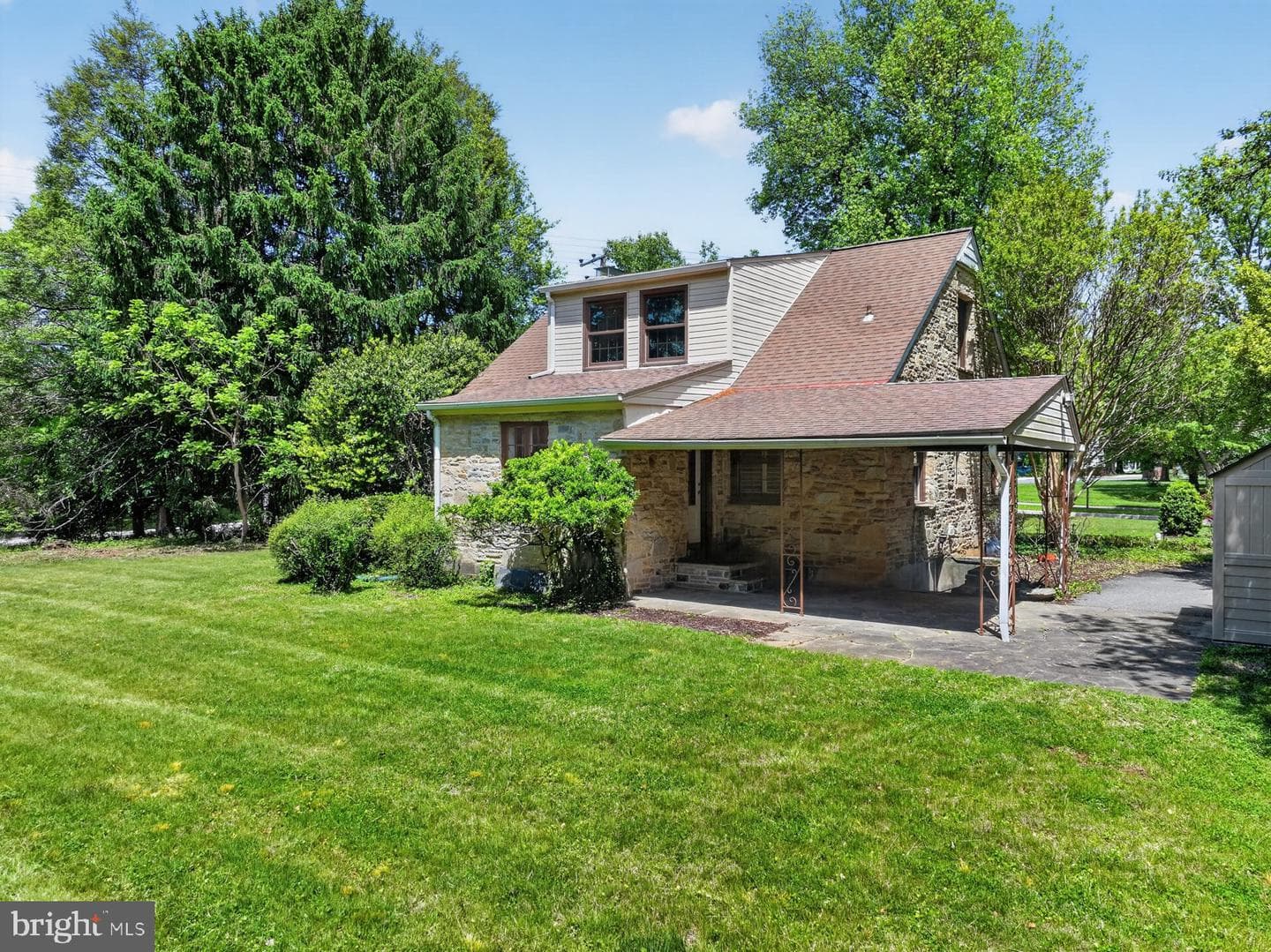 2119 Edmondson photo 13