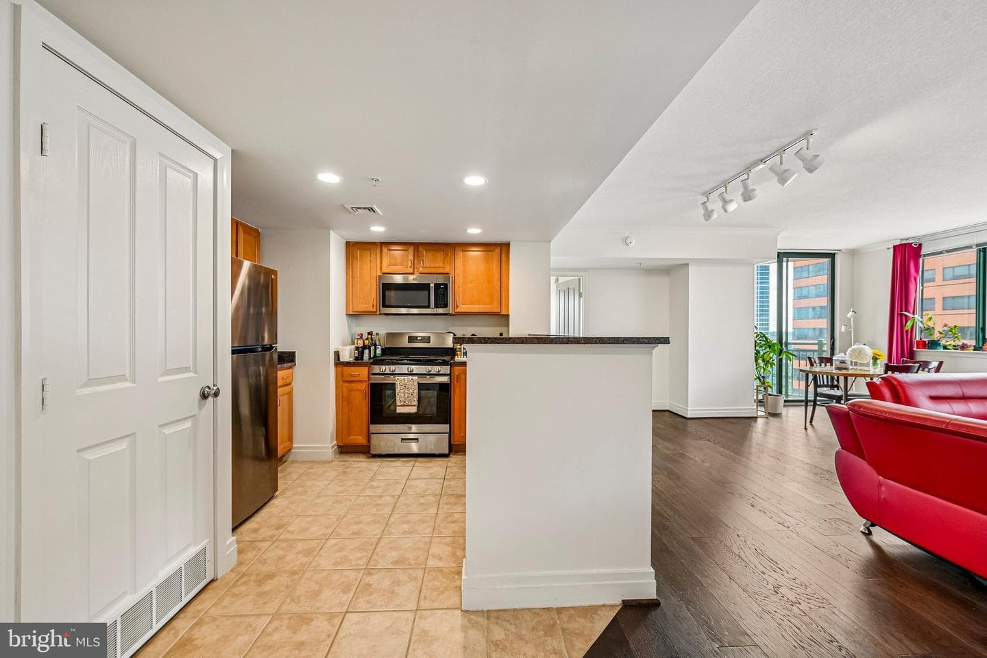 414 Water Street #1603 photo 9