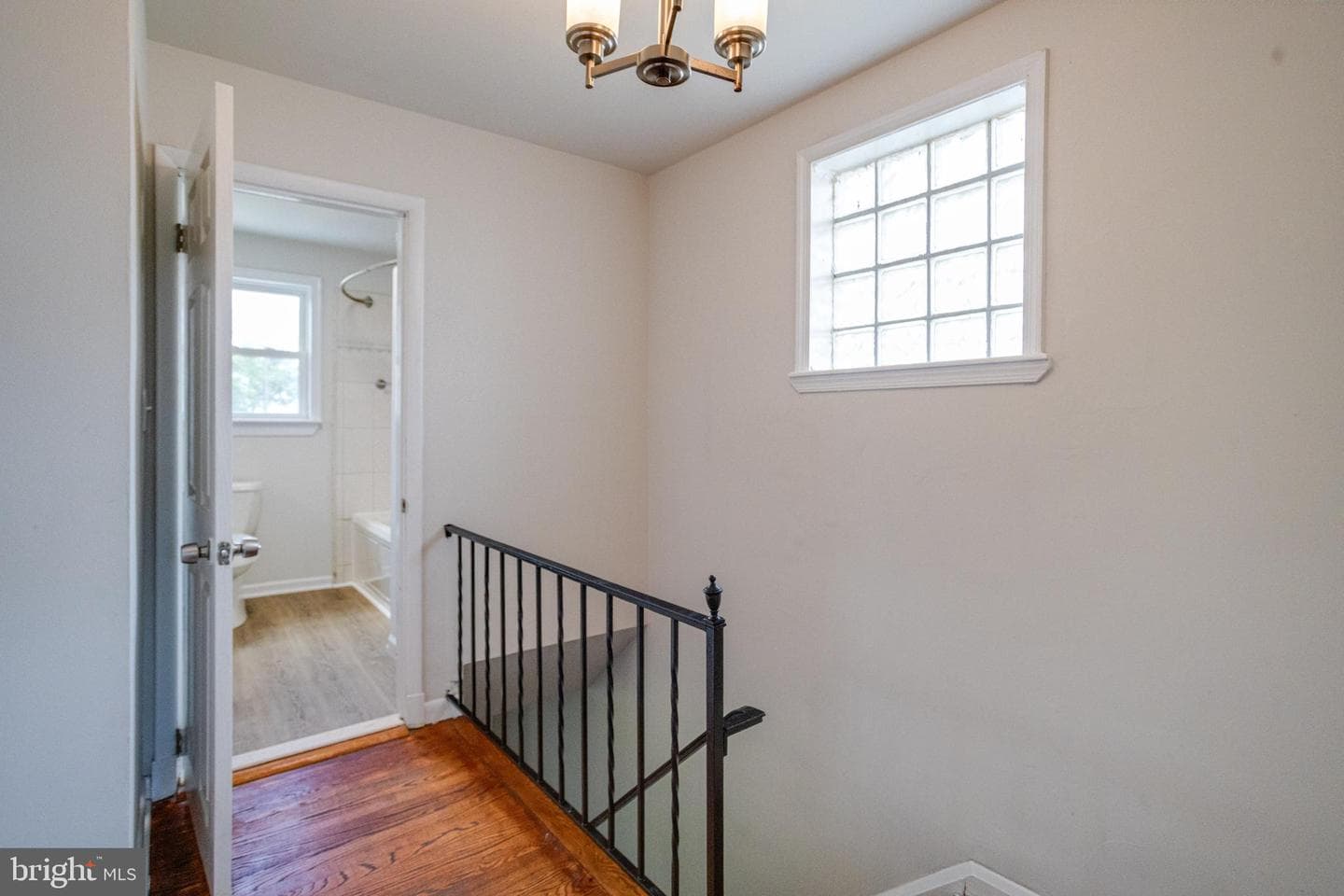 4600 Seifert Avenue photo 20
