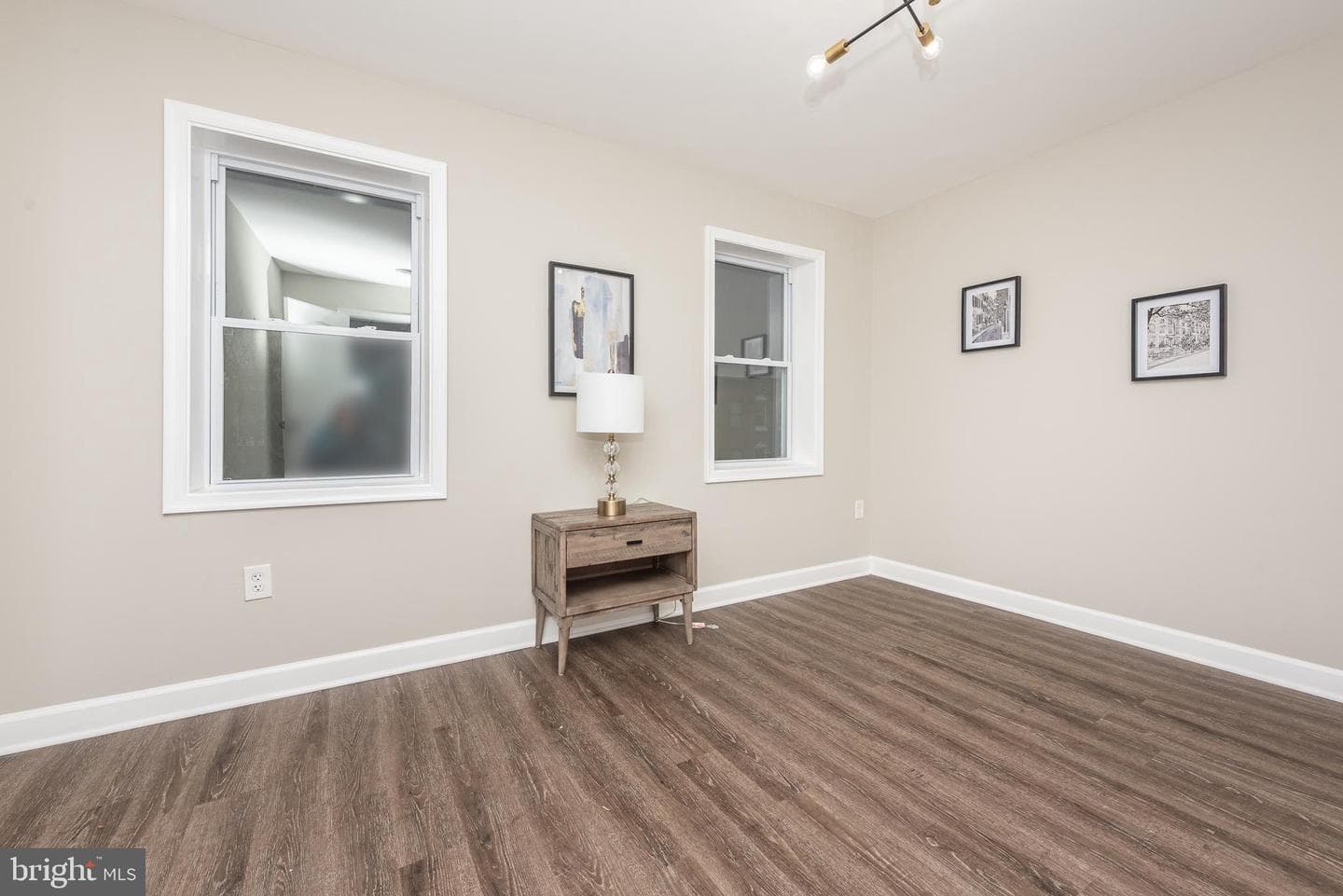 109 S Calhoun Street photo 20