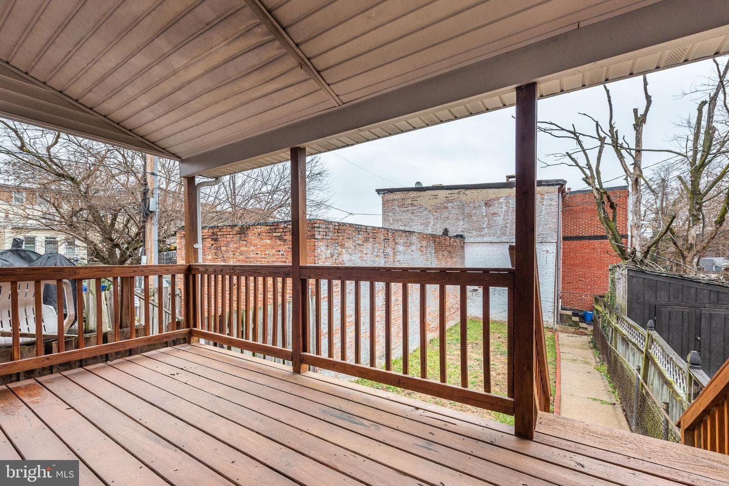 109 S Calhoun Street photo 26