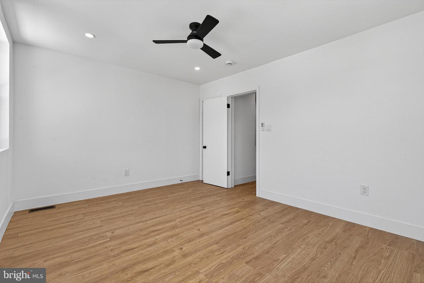 2917 Markley Avenue photo 24