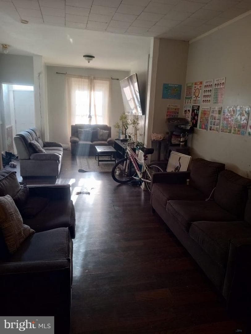 811 N Milton Avenue photo 3