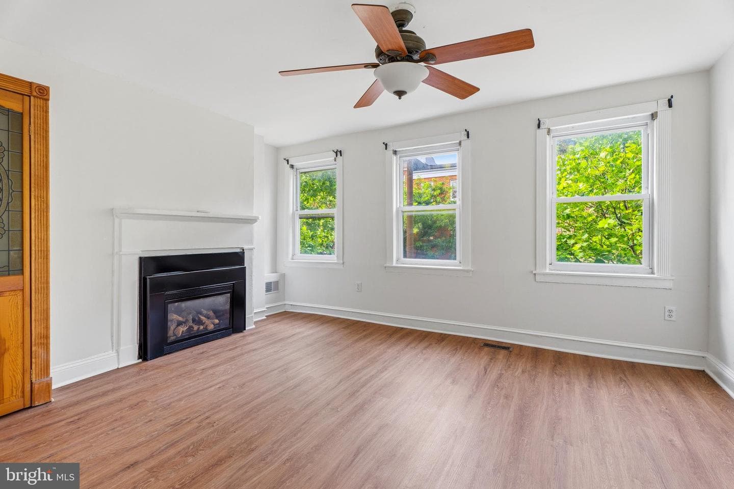 877 W Lombard Street photo 21