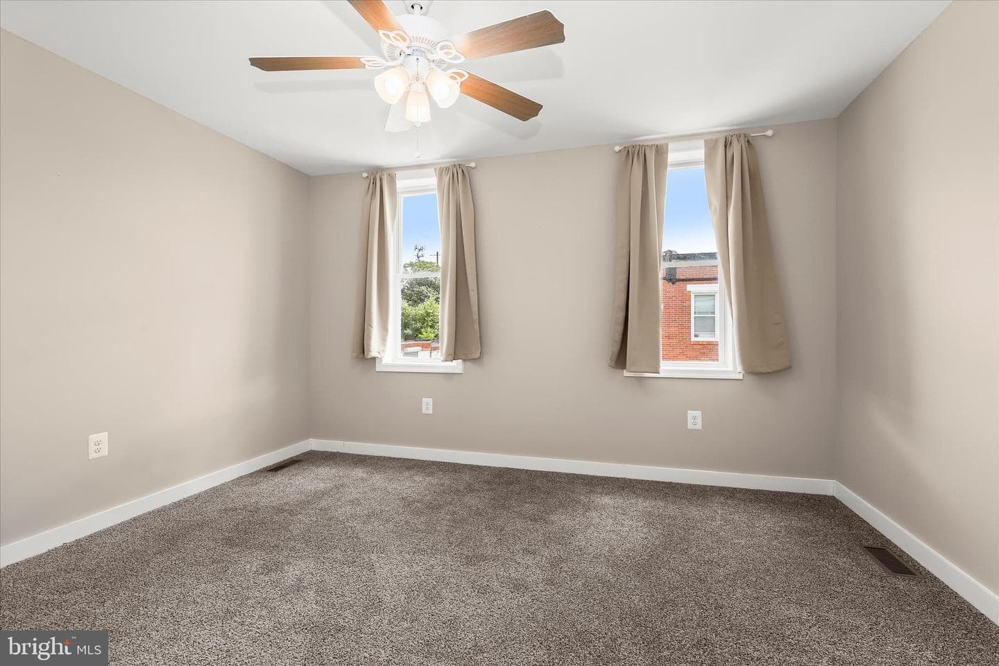 924 N Belnord Avenue photo 23
