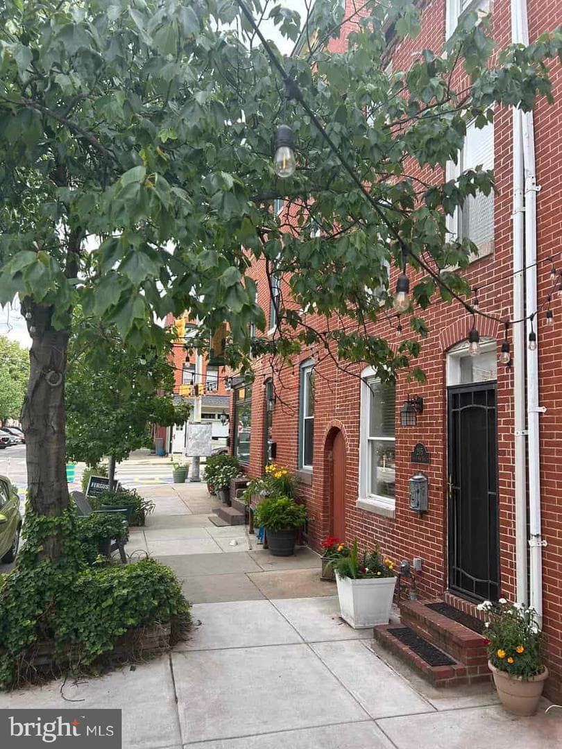 205 S Ann Street photo 3