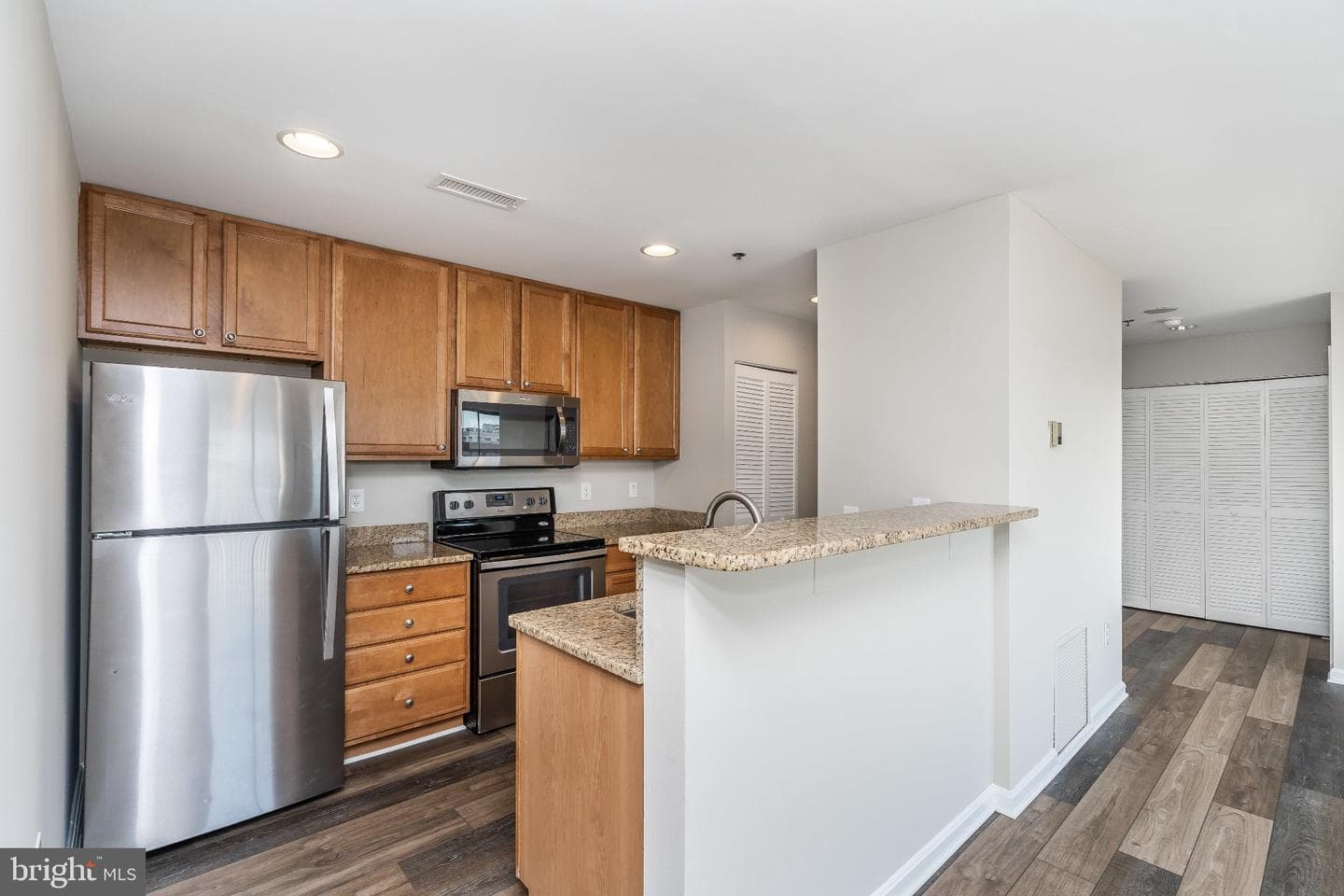 2702 Lighthouse Pt E #532 photo 9