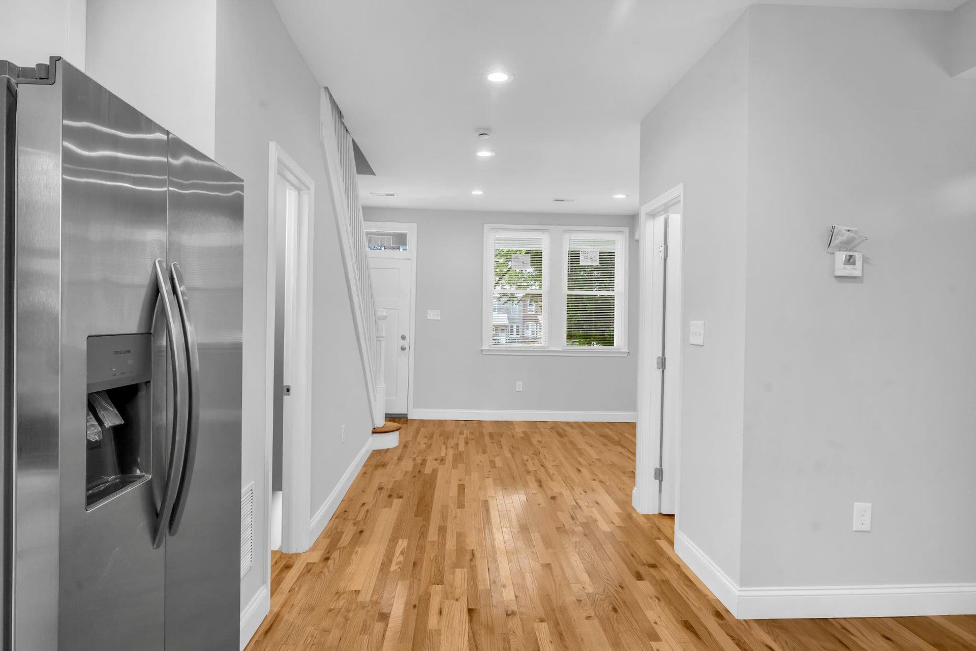 1602 Carswell Street photo 27