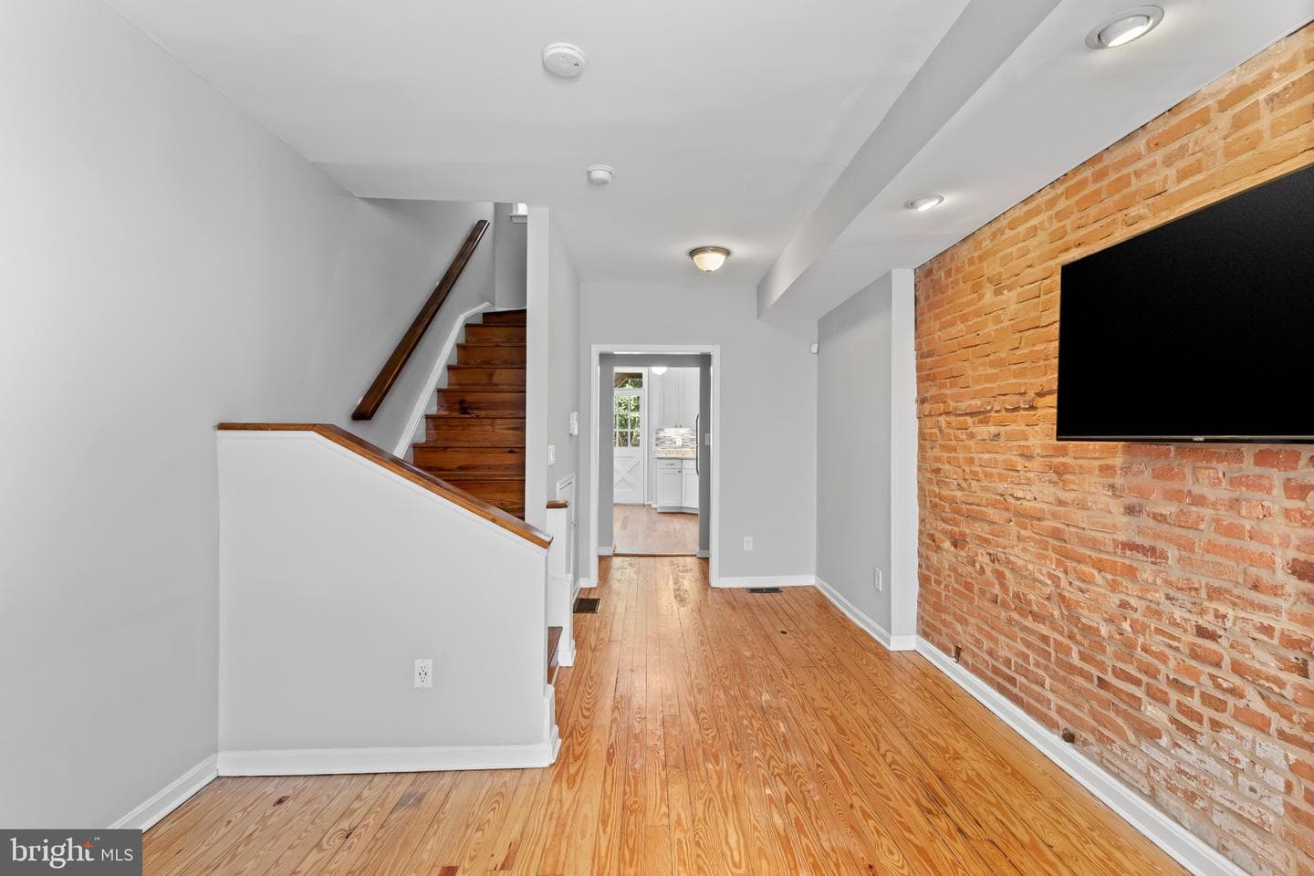 1232 Patapsco Street photo 4