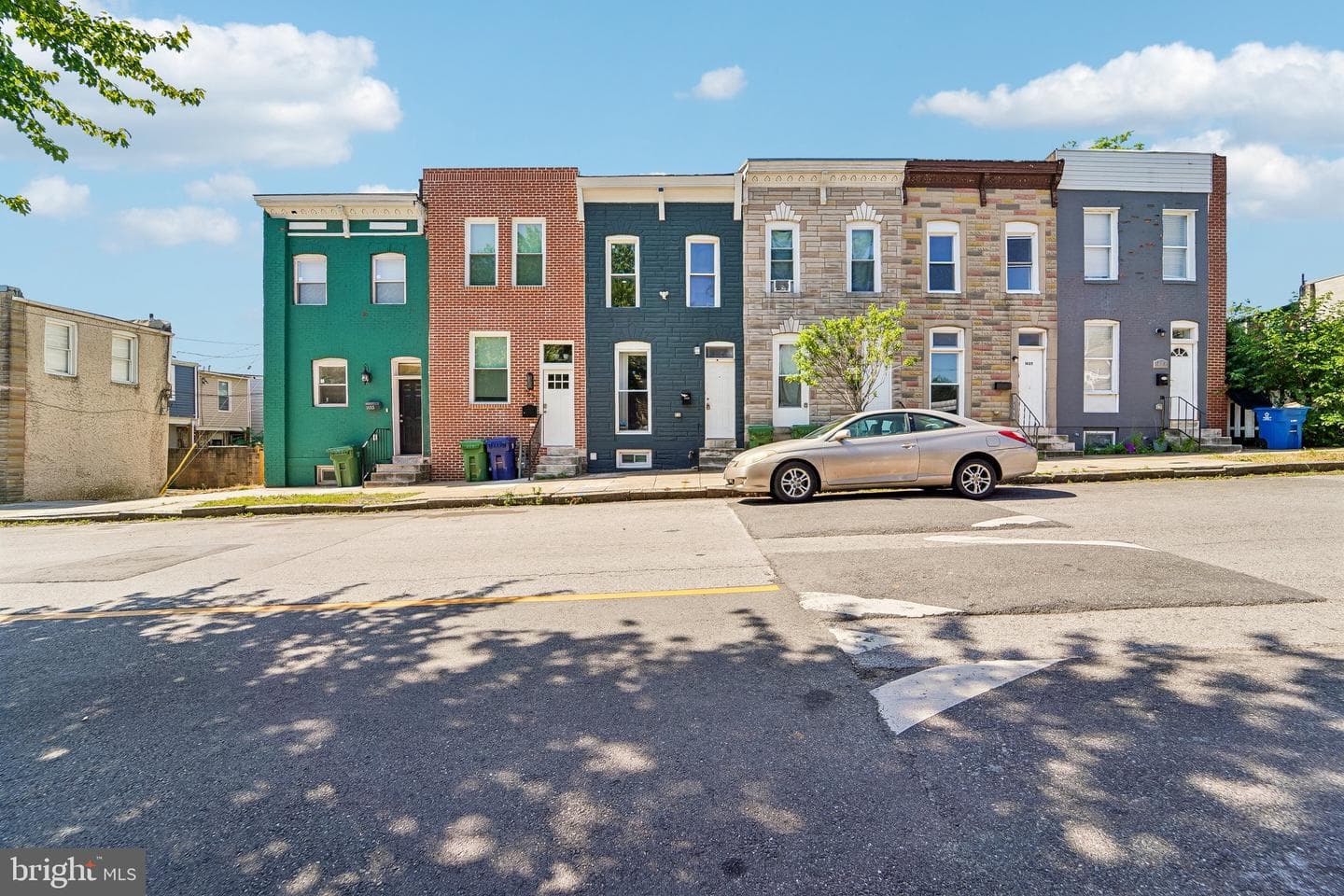 1629 E Oliver Street photo 3